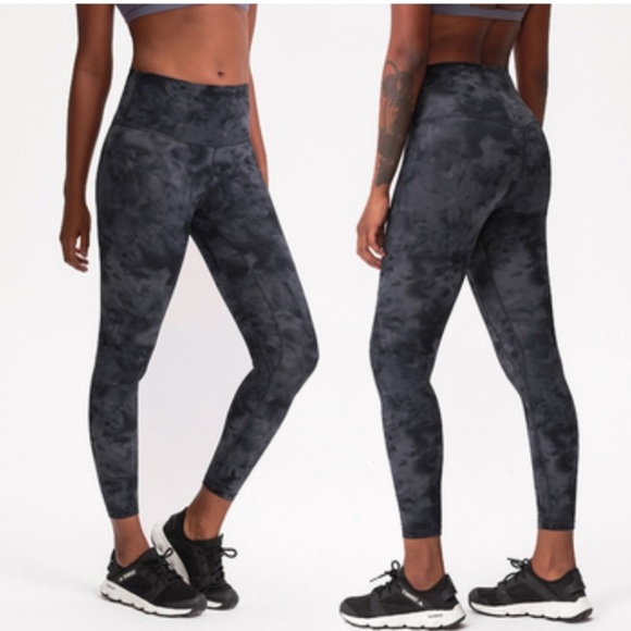 Old Navy Powerchill 7/8 Ankle Extra High Rise Gray Tie Dye NWT Leggings - Picture 2 of 5